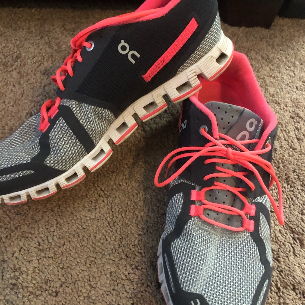 On Running Cloud shoes